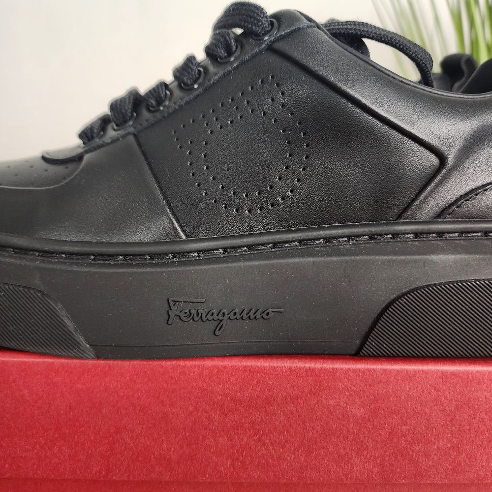 Ferragamo sneakers - Picture 12 of 14